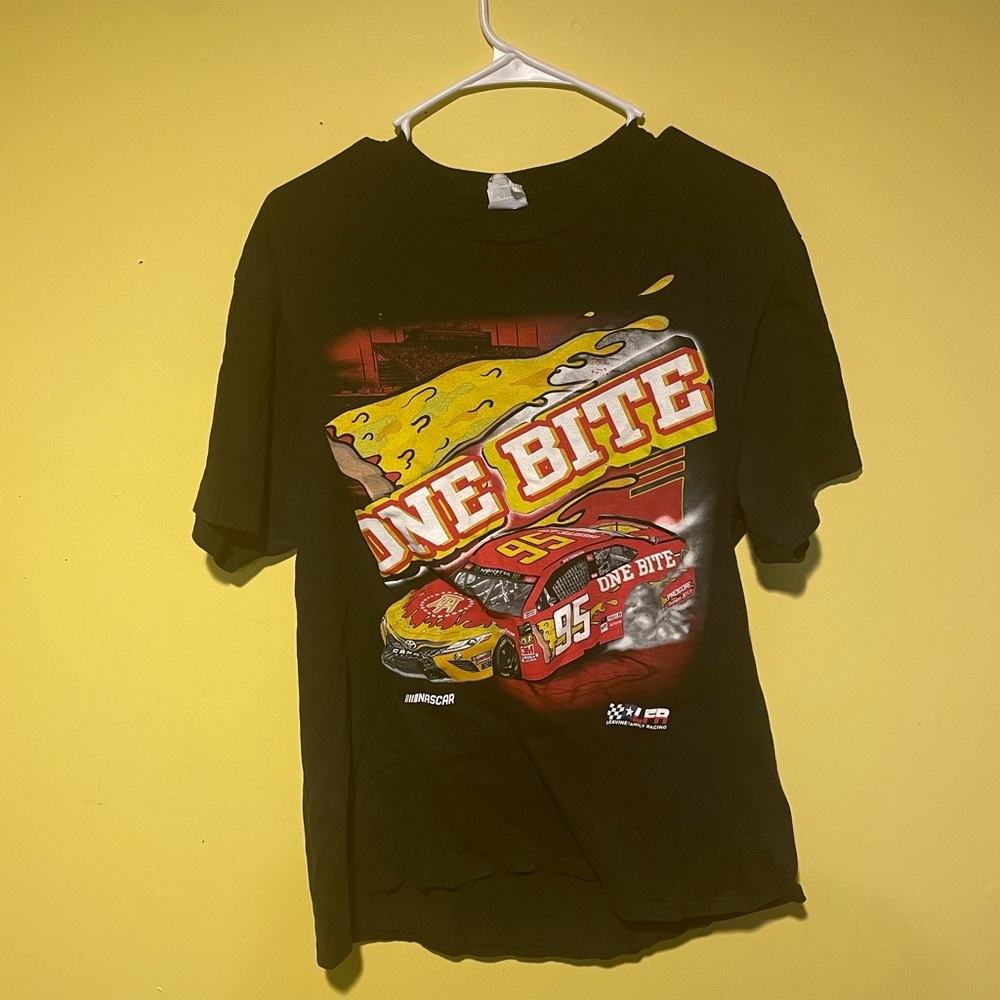 Dave Portnoy One Bite NASCAR shirt size L Car Racing Pizza Review